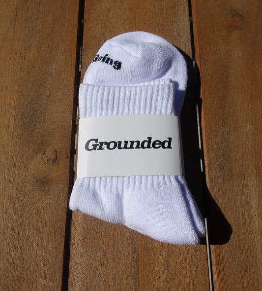 Grounded Quarter Socks - White